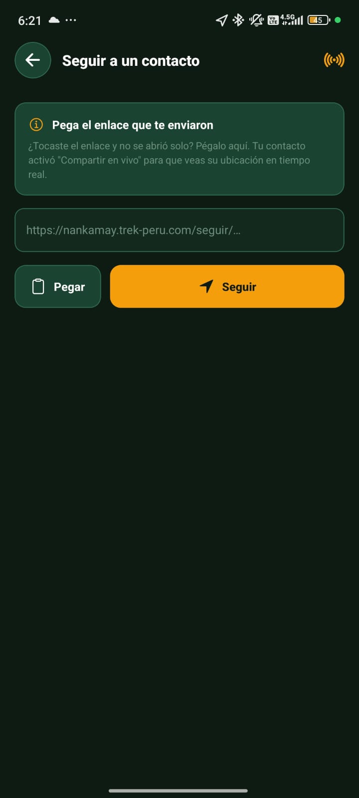 Pantalla para seguir en vivo la ubicación de un contacto pegando su enlace.